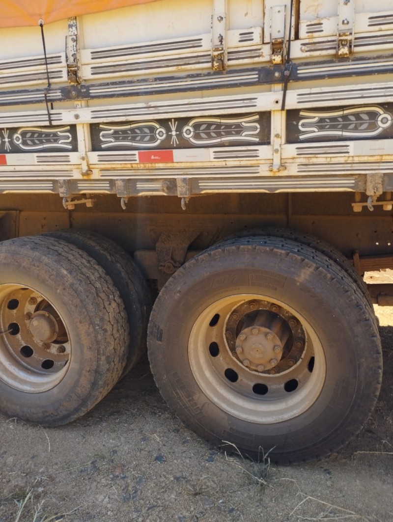 16-300 T 3 EIXOS - 1999 - CAXIAS DO SUL