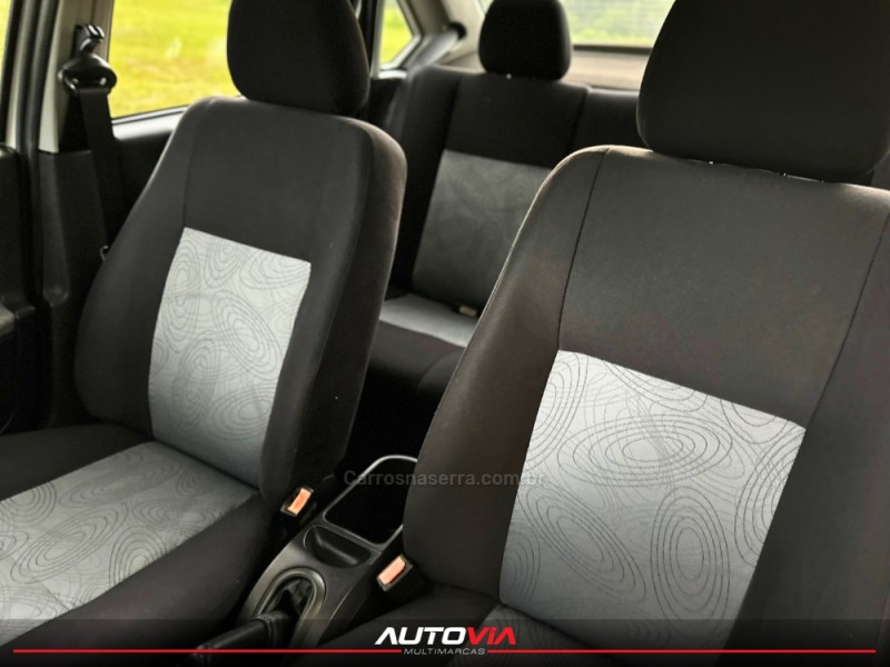 FIESTA 1.0 ROCAM SEDAN 8V FLEX 4P MANUAL - 2008 - SAPIRANGA