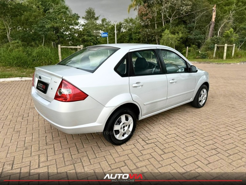 FIESTA 1.0 ROCAM SEDAN 8V FLEX 4P MANUAL - 2008 - SAPIRANGA
