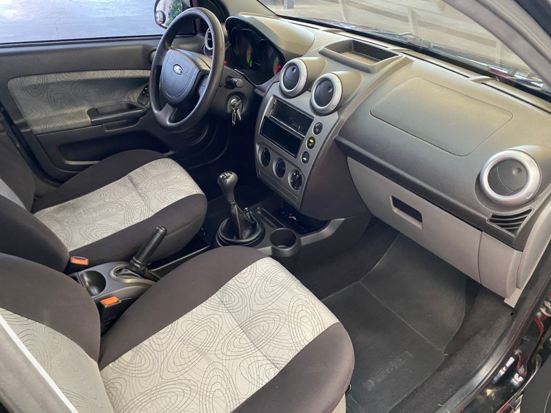 FIESTA 1.6 MPI CLASS SEDAN 8V FLEX 4P MANUAL - 2008 - CAXIAS DO SUL