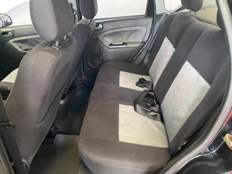 FIESTA 1.6 MPI CLASS SEDAN 8V FLEX 4P MANUAL - 2008 - CAXIAS DO SUL