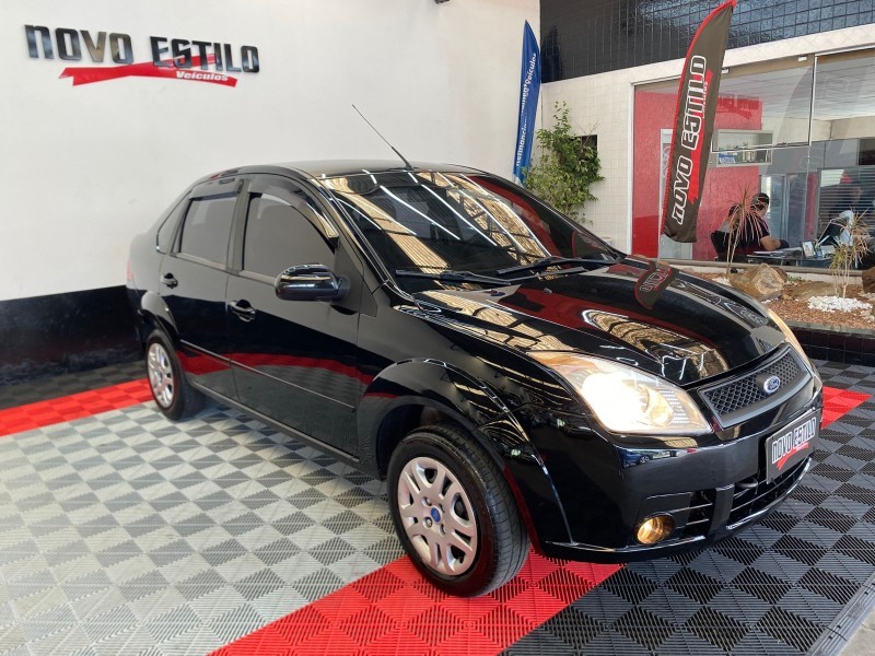 FIESTA 1.6 MPI CLASS SEDAN 8V FLEX 4P MANUAL - 2008 - CAXIAS DO SUL