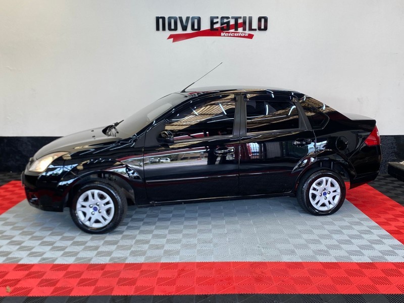 fiesta 1.6 mpi class sedan 8v flex 4p manual 2008 caxias do sul