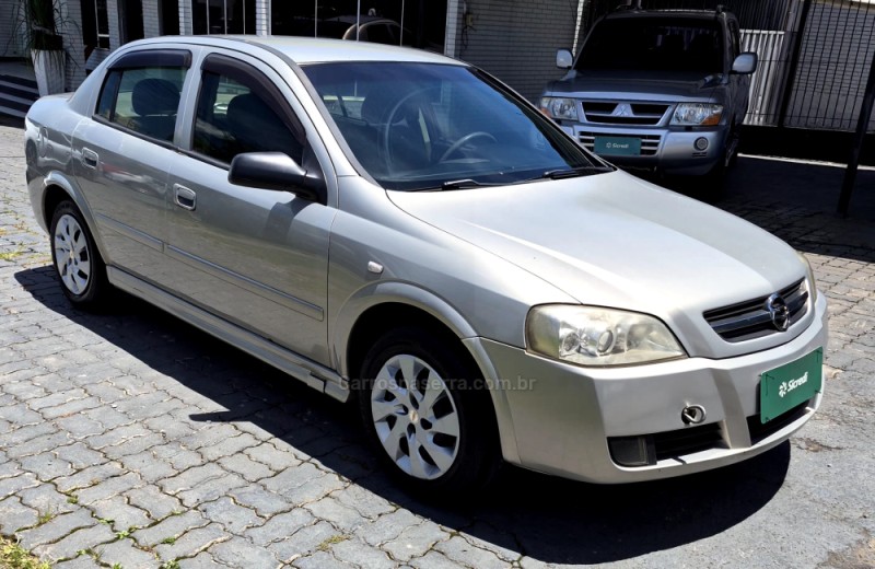 ASTRA 2.0 MPFI CD SEDAN 8V GASOLINA 4P MANUAL - 2004 - CAXIAS DO SUL
