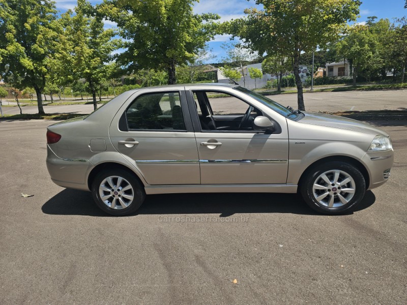 SIENA 1.6 MPI ESSENCE 16V FLEX 4P AUTOMATIZADO - 2012 - BENTO GONçALVES