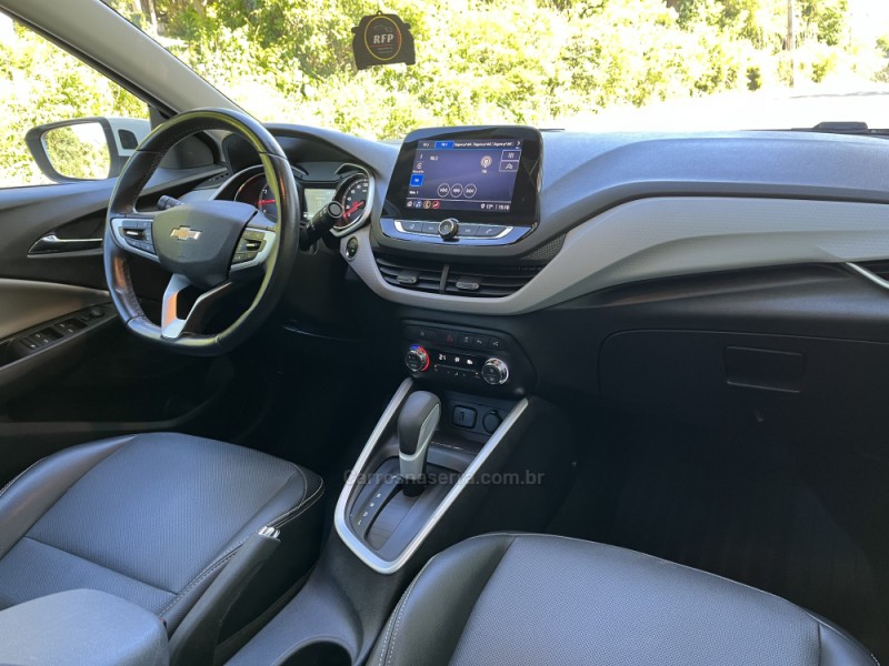 ONIX 1.0 PREMIER II 12V TURBO FLEX 4P AUTOMÁTICO - 2021 - NOVA BASSANO