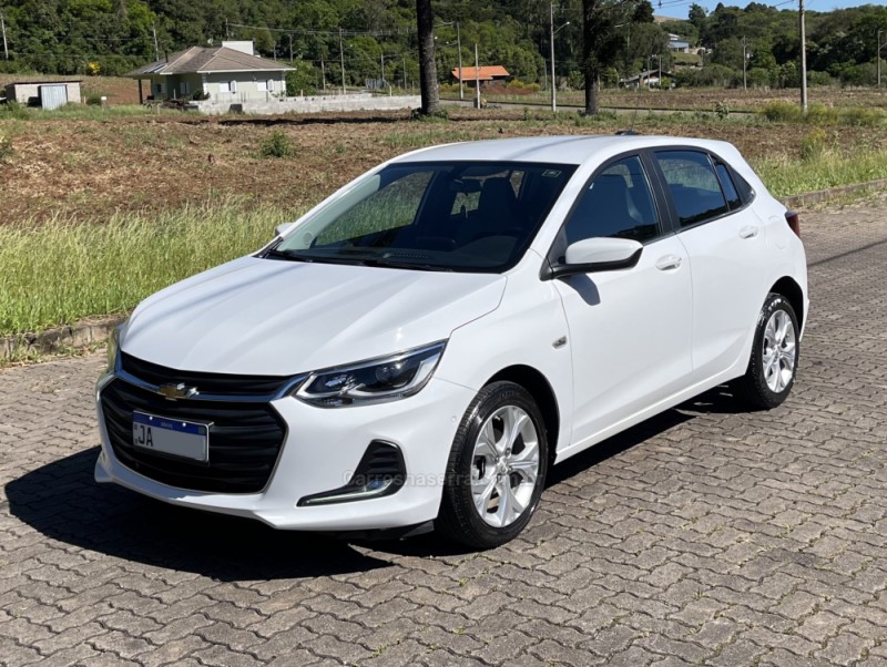 ONIX 1.0 PREMIER II 12V TURBO FLEX 4P AUTOMÁTICO - 2021 - NOVA BASSANO