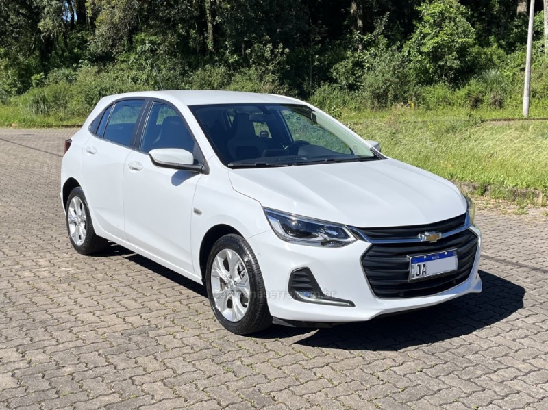 ONIX 1.0 PREMIER II 12V TURBO FLEX 4P AUTOMÁTICO - 2021 - NOVA BASSANO