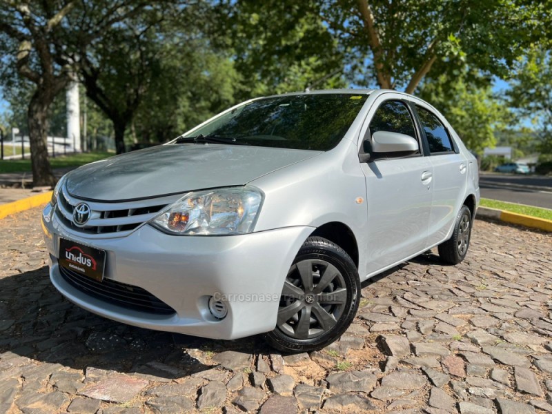 etios 1.5 x sedan 16v flex 4p manual 2016 dois irmaos