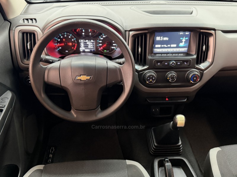 S10 2.5 ADVANTAGE 4X2 CD FLEX 4P MANUAL - 2017 - CAXIAS DO SUL