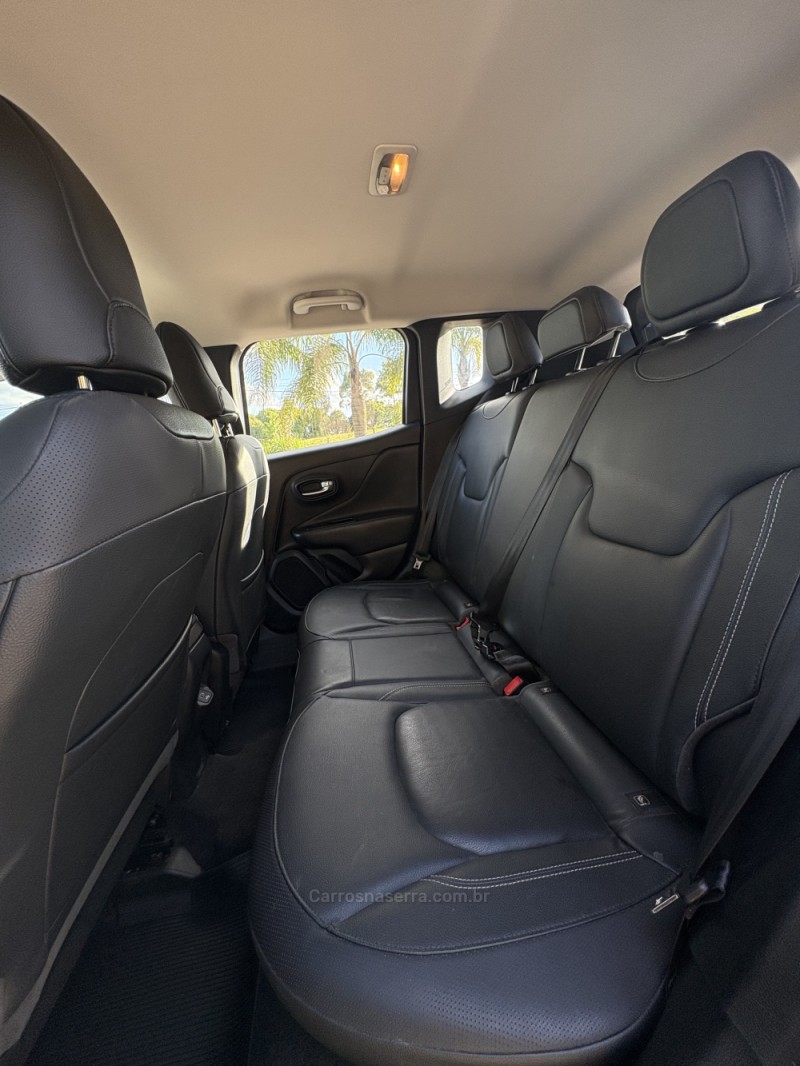 RENEGADE 1.8 16V FLEX LONGITUDE 4P AUTOMÁTICO - 2021 - GARIBALDI