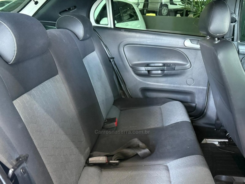 GOL 1.0 MI TRACK 8V FLEX 4P MANUAL - 2014 - CAMPO BOM