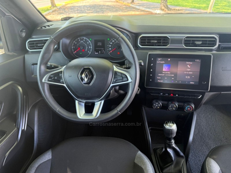 DUSTER 1.6 ZEN 16V FLEX 4P MANUAL - 2022 - DOIS IRMãOS