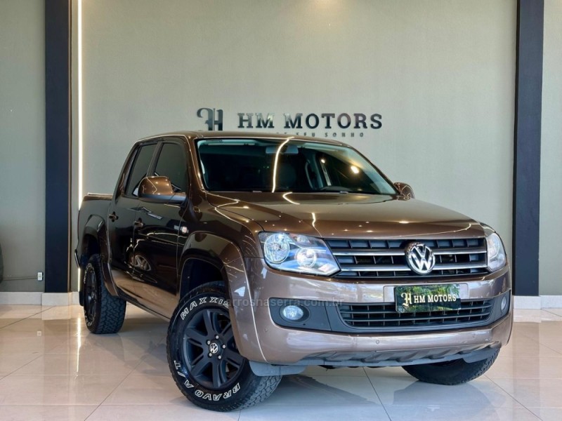 AMAROK 2.0 TRENDLINE 4X4 CD 16V TURBO INTERCOOLER DIESEL 4P AUTOMÁTICO - 2016 - CAXIAS DO SUL