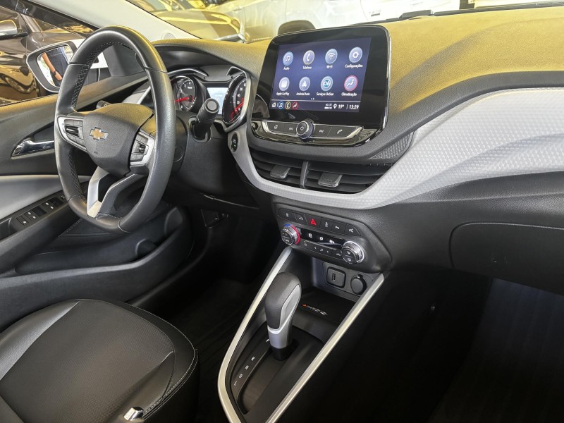 ONIX 1.0	PREMIER II PLUS 12V TURBO FLEX 4P AUTOMÁTICO - 2024 - FARROUPILHA