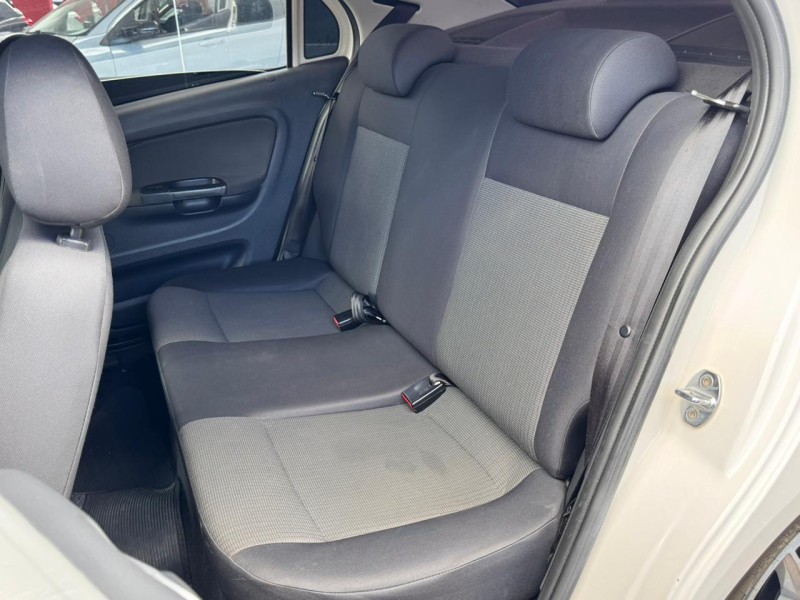 VOYAGE 1.6 MI COMFORTLINE 8V FLEX 4P MANUAL - 2013 - CAXIAS DO SUL