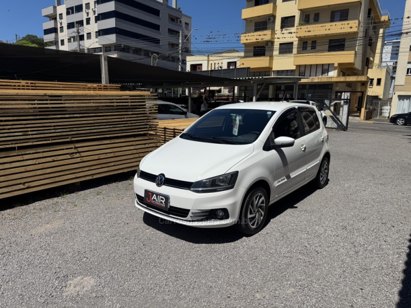 FOX 1.6 COMFORTLINE 8V FLEX 4P MANUAL - 2015 - GARIBALDI