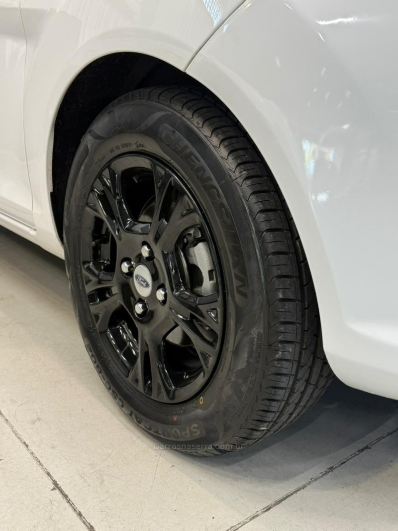 FIESTA 1.6 SE HATCH 16V FLEX 4P AUTOMÁTICO - 2014 - CAXIAS DO SUL