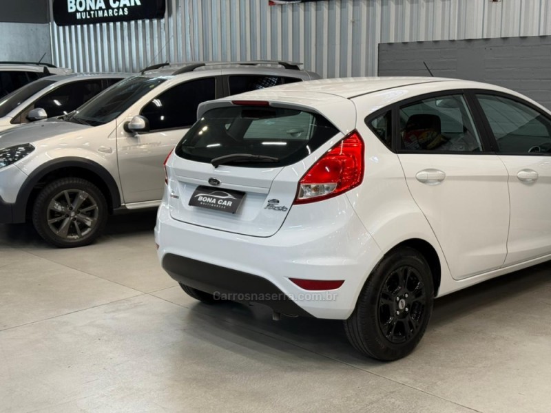 FIESTA 1.6 SE HATCH 16V FLEX 4P AUTOMÁTICO - 2014 - CAXIAS DO SUL