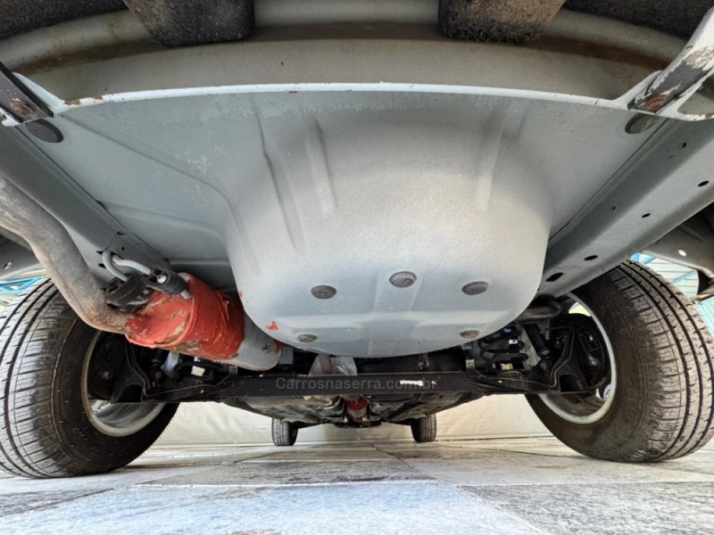 PRISMA 1.0 MPFI VHCE MAXX 8V FLEX 4P MANUAL - 2010 - NOVA PRATA