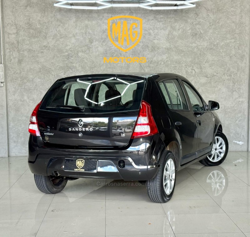 SANDERO 1.6 EXPRESSION 8V FLEX 4P MANUAL - 2013 - CAXIAS DO SUL