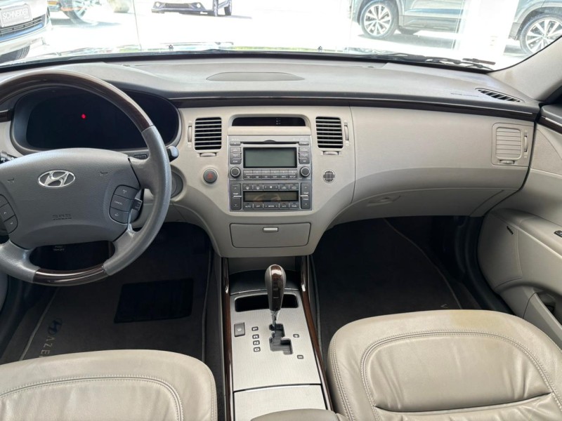 AZERA 3.3 MPFI GLS SEDAN V6 24V GASOLINA 4P AUTOMÁTICO - 2010 - NOVA PETRóPOLIS