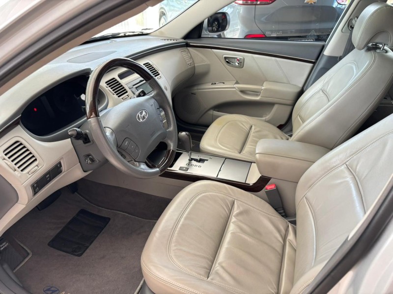 AZERA 3.3 MPFI GLS SEDAN V6 24V GASOLINA 4P AUTOMÁTICO - 2010 - NOVA PETRóPOLIS