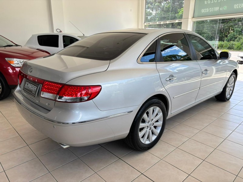 AZERA 3.3 MPFI GLS SEDAN V6 24V GASOLINA 4P AUTOMÁTICO - 2010 - NOVA PETRóPOLIS