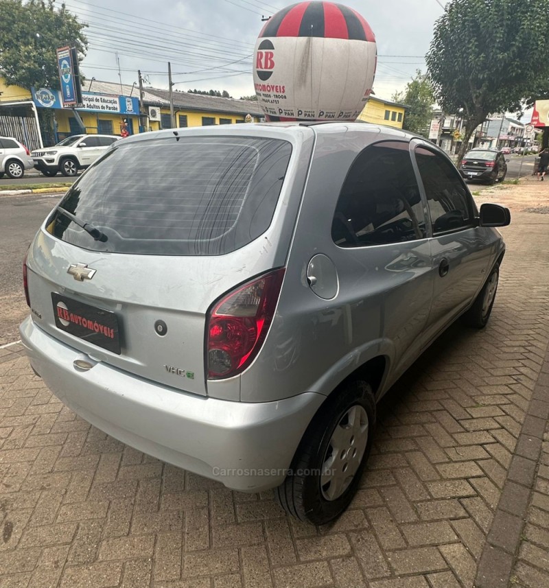 CELTA 1.0 MPFI LS 8V FLEX 2P MANUAL - 2012 - PAROBé