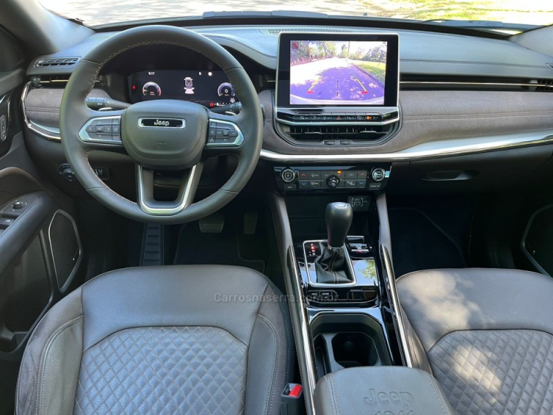 COMMANDER 1.3 OVERLAND T270 16V 4X2 TURBO FLEX 4P AUTOMÁTICO - 2025 - FELIZ