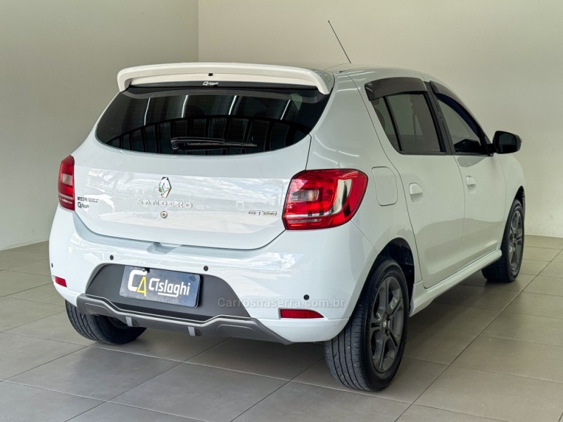 SANDERO 1.6 GT LINE LIMITED FLEX 4P MANUAL - 2018 - CARLOS BARBOSA