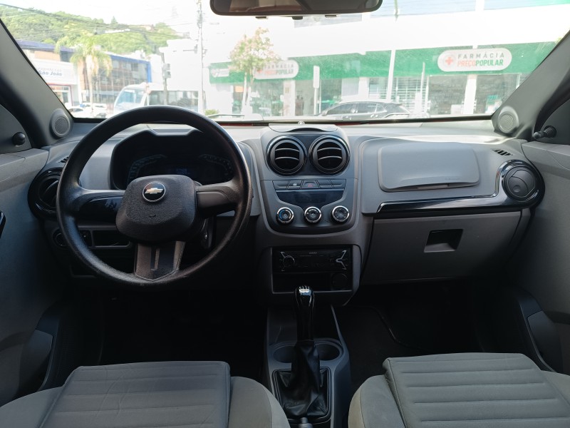 AGILE 1.4 MPFI LT 8V FLEX 4P MANUAL - 2010 - FLORES DA CUNHA