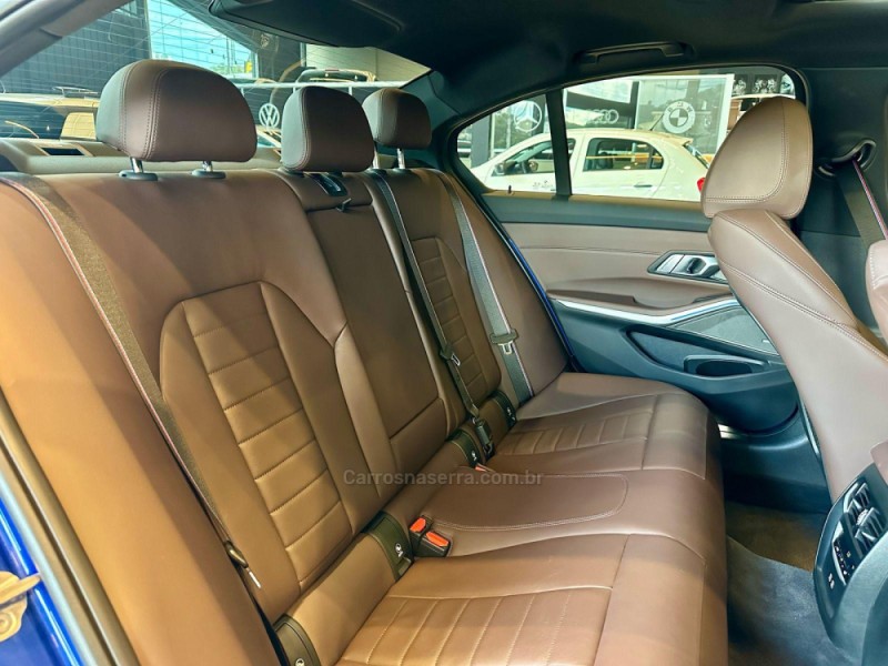 320I 2.0 M SPORT 16V TURBO ACTIVEFLEX 4P AUTOMÁTICO - 2022 - CAXIAS DO SUL