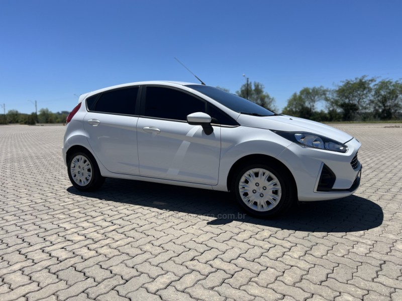 FIESTA 1.6 SE HATCH 16V FLEX 4P MANUAL - 2018 - ANTôNIO PRADO