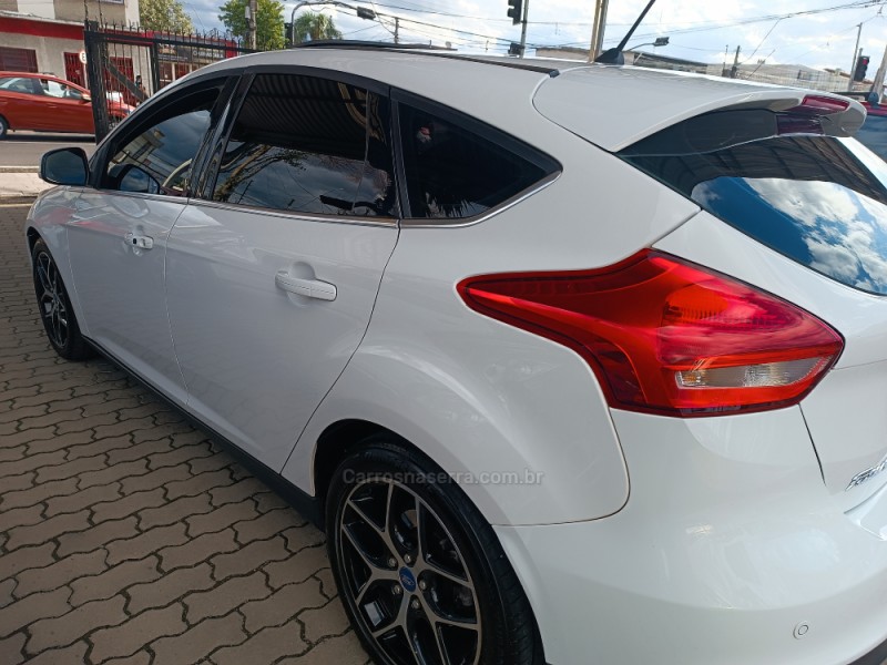 FOCUS 2.0 TITANIUM HATCH 16V FLEX 4P AUTOMÁTICO - 2018 - CAXIAS DO SUL