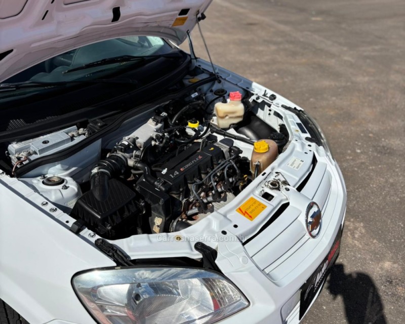 PRISMA 1.4 MPFI MAXX 8V FLEX 4P MANUAL - 2008 - VACARIA