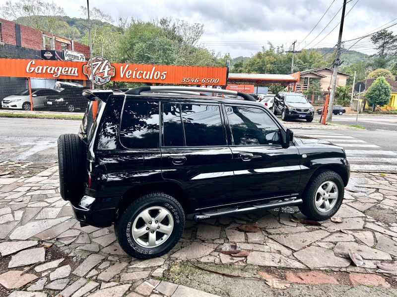 PAJERO TR4 2.0 4X4 16V 131CV GASOLINA 4P AUTOMÁTICO - 2007 - TRêS COROAS