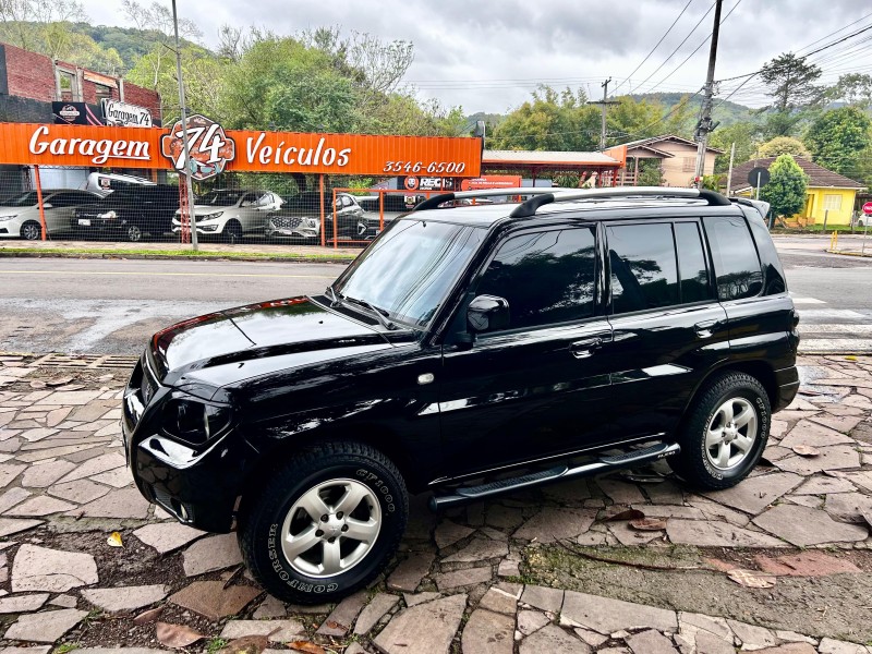 pajero tr4 2.0 4x4 16v 131cv gasolina 4p automatico 2007 tres coroas