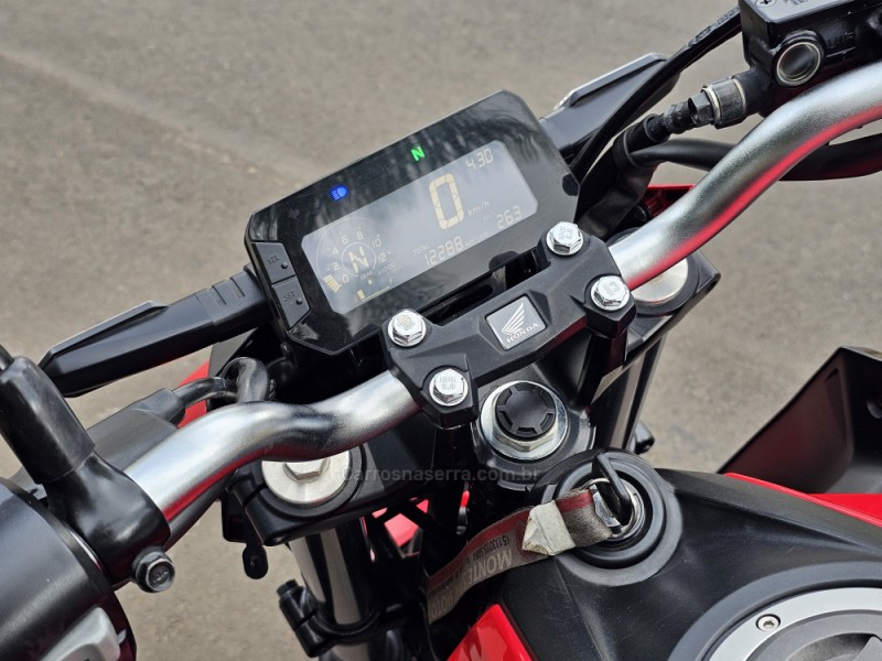 CB 300F TWISTER ABS - 2023 - CAMPO BOM