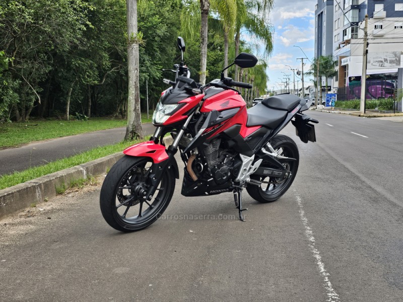 CB 300F TWISTER ABS - 2023 - CAMPO BOM