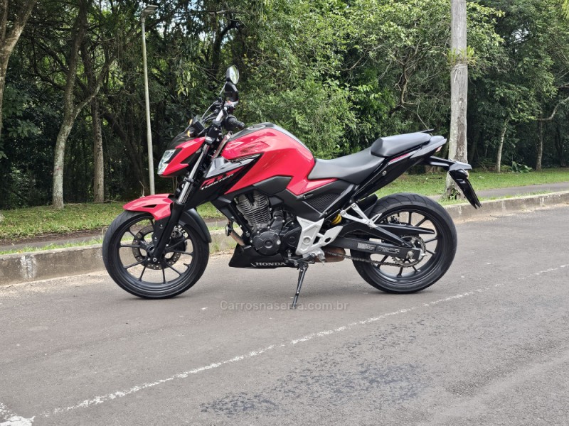 CB 300F TWISTER ABS - 2023 - CAMPO BOM