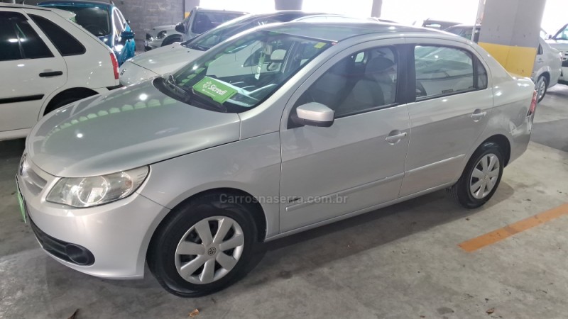 VOYAGE 1.0 MI TRENDLINE 8V FLEX 4P MANUAL - 2011 - BENTO GONçALVES