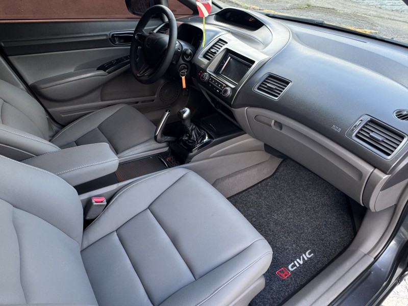 CIVIC 1.8 LXS 16V FLEX 4P MANUAL - 2008 - CAXIAS DO SUL