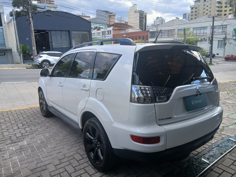 OUTLANDER 2.0 16V GASOLINA 4P AUTOMÁTICO - 2012 - CAXIAS DO SUL