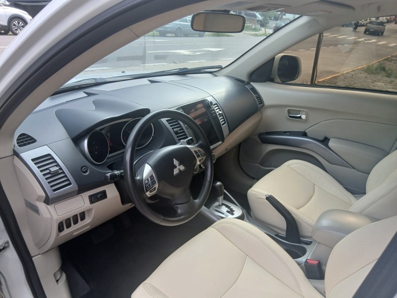 OUTLANDER 2.0 16V GASOLINA 4P AUTOMÁTICO - 2012 - CAXIAS DO SUL