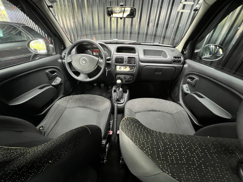 CLIO 1.0 AUTHENTIQUE 16V FLEX 4P MANUAL - 2013 - CAXIAS DO SUL