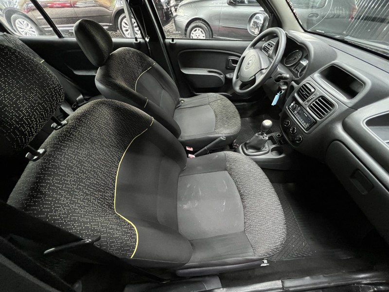 CLIO 1.0 AUTHENTIQUE 16V FLEX 4P MANUAL - 2013 - CAXIAS DO SUL