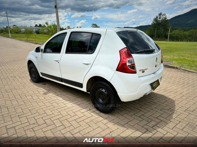 SANDERO 1.6 EXPRESSION 8V FLEX 4P MANUAL - 2010 - SAPIRANGA