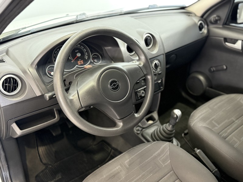 PRISMA 1.0 MPFI VHCE MAXX 8V FLEX 4P MANUAL - 2010 - CAXIAS DO SUL