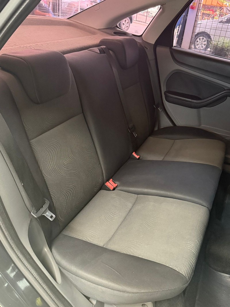 FOCUS 2.0 SEDAN 16V GASOLINA 4P MANUAL - 2009 - CAXIAS DO SUL